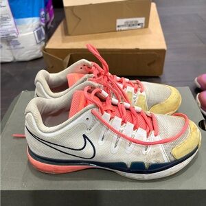 Nike Women’s Light Gray and Coral Athletic Tennis Shoes